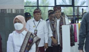 Presiden Apresiasi Pemerintah Daerah Kembangkan Tenun di Jembrana